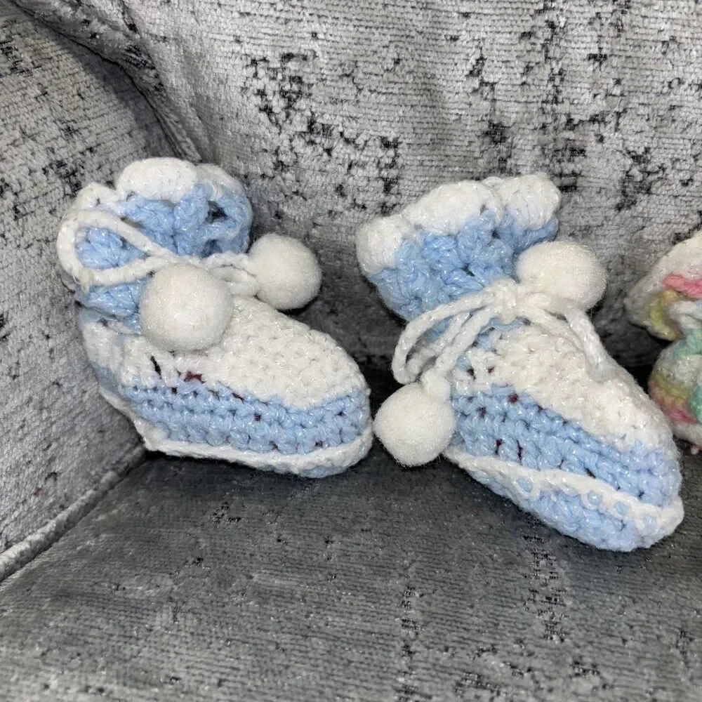 Handmade Knitted Baby Booties 3 Pairs Pink Blue Rainbow Pompom Tie Stretch Vntg